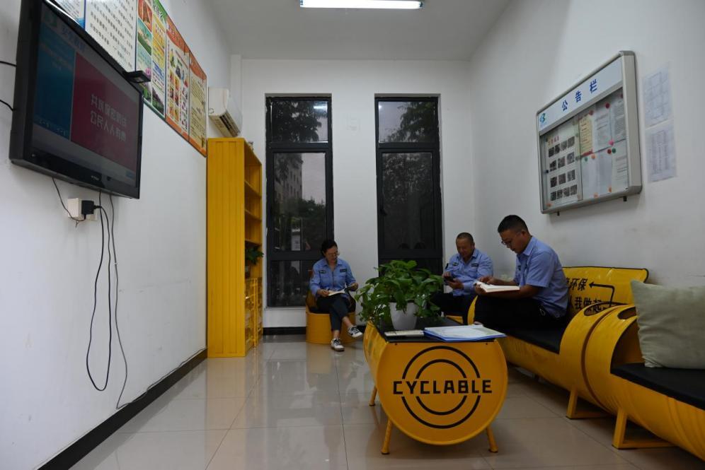 赛酷体育宁波：全心铸就规范打制大伙平素糊口中的垃圾分类时尚场景(图2)