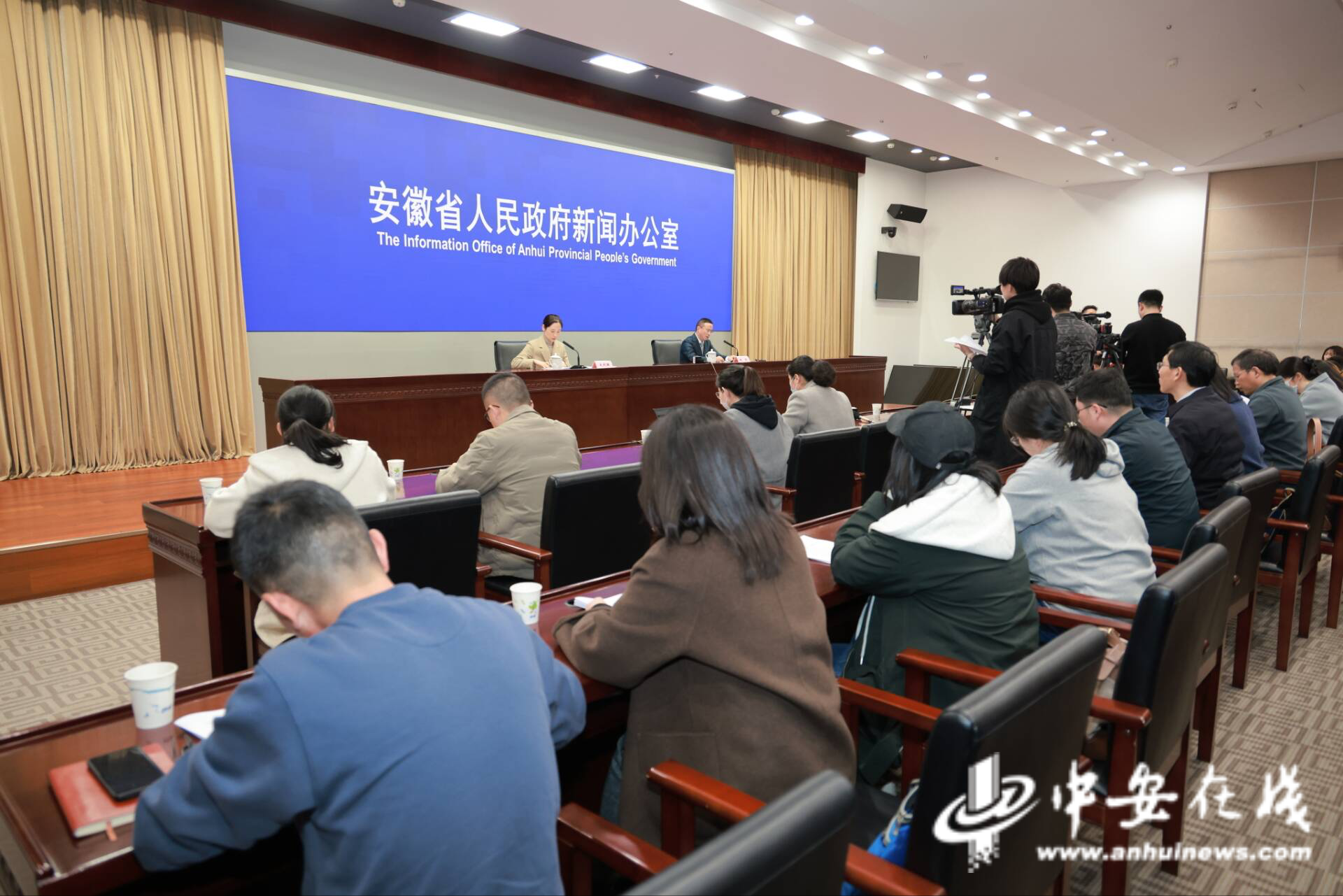 2023年安徽前辈光伏工业营收排名初次跃居宇宙第3位赛酷体育(图2)